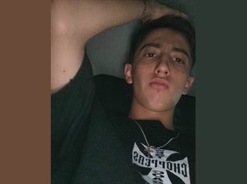 Roomgo MX - Axel - 18 - Guadalajara