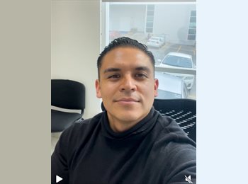 Roomgo MX - Pablo - 32 - Querétaro