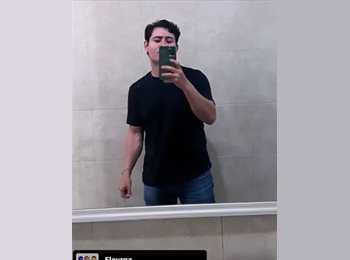 Roomgo MX - Ricardo - 22 - Querétaro