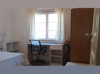 Roomgo PT - Quartos com janela e varanda, Coimbra - 250 € Por mês
