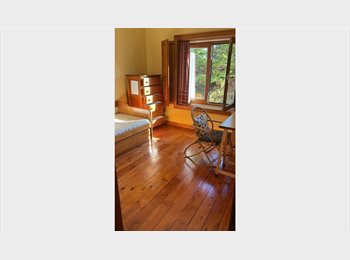 Roomgo PT - Quarto com muita luz natural disponível para arrendar, Lisboa - 450 € Por mês