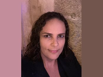 Roomgo PT - Janaina - 45 - Lisboa