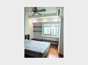 Roomgo SG - Spacious Common room for females, Punggol - $850 pm