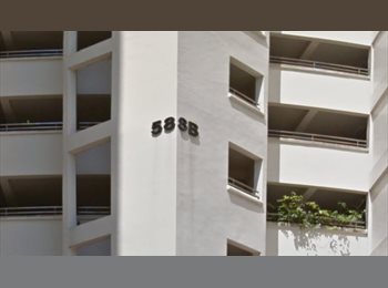 Roomgo SG - EXECUTIVE SEMBAWANG MASTER ROOM with Aircon S$1,400, Sembawang - $1,400 pm