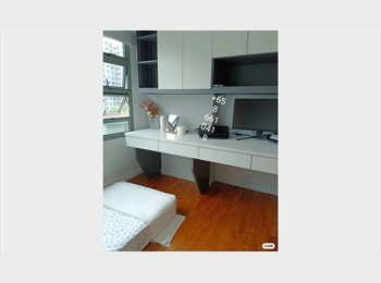 Roomgo SG - 5 min to MRT & 1 min to LRT, ALL WITHIN WALKING DISTANCE, ALL AMENITIES, SUPER LOCATION, RARE, HURRY, Punggol - $1,400 pm