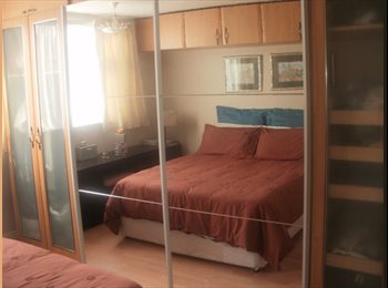 Roomgo UK - Clean Airy & Quiet in a Smoke & Pet Free House, Woodingdean - £700 pcm