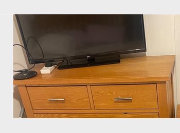 Roomgo UK - Double room to let, Wyken - £600 pcm