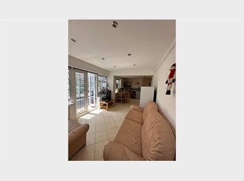Roomgo UK - Spacious room  to let near Vet College, London EN6, Potters Bar - £650 pcm
