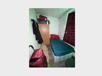 Roomgo UK - Single Room1 min. walk from Barking Tube station., Barking - £590 pcm