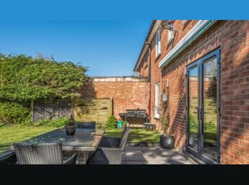Roomgo UK - Double room to rent in kingsclere, Tadley - £550 pcm