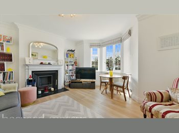 Roomgo UK - Cosy bedroom in West London, Acton - £850 pcm