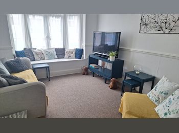 Roomgo UK -  Double Room Available – Broadstairs High Street | 4 Min Walk to Viking Bay Beach⛱️ £695 Including b, Ramsgate - £695 pcm