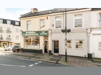 Roomgo UK - ROOM IN SHARED HOUSE, Stoke Village - £495 pcm