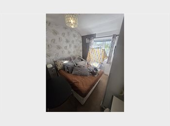 Roomgo UK - FURNISHED DOUBLE ROOM DOWNHAM, Downham - £650 pcm