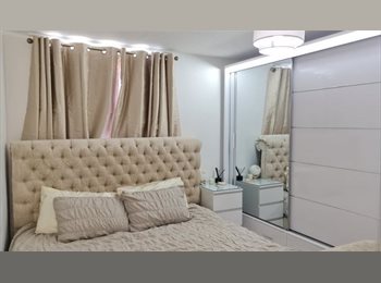 Roomgo UK - King size bed available for rent, Manor Park - £850 pcm