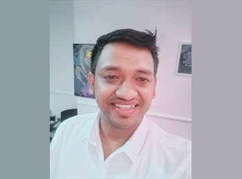 Roomgo UK - Farhad - 18 - Derby