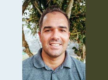 Roomgo UK - Vinicius Moreno - 46 - Wallisdown