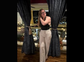 Roomgo UK - Freya - 23 - Northern Quarter