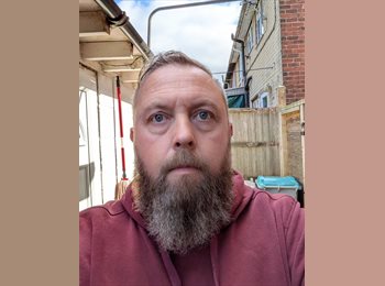 Roomgo UK - Richard Hutchinson  - 47 - Newark