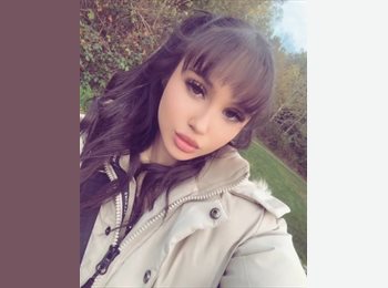 Roomgo UK - Mona - 19 - Walthamstow