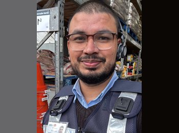 Roomgo UK - Ali - 31 - Chester