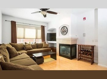 Roomgo US - Private bedroom attached with private bathroom available for rent asap, New Rochelle - $900 pm
