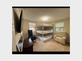 Roomgo US - Move in now - no deposit required, Lake Lucina - $500 pm