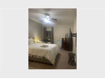 Roomgo US - Cozy, Peaceful Private Room for Rent, Princeton Lakes - $950 pm