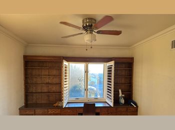 Roomgo US - SDSU- Room available in 4-bedroom, 2-bath house within walking distance., Del Cerro - $1,150 pm