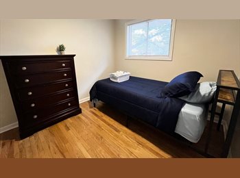 Roomgo US - First Week Free. Room For Rent. Near Airport, Riverdale - $685 pm