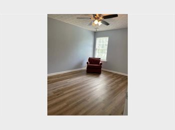 Roomgo US - ROOM FOR RENT IN NORTH CUMMING, Dawsonville - $750 pm