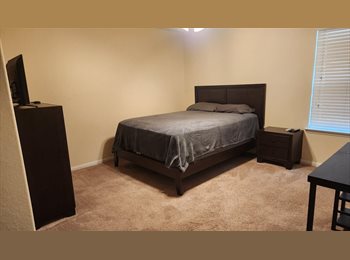 Roomgo US - Room for rent with private bath $850/mo $400/dep, Katy - $850 pm