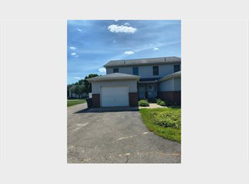 Roomgo US - 2 rooms for rent in Shelby Township, Rochester Hills - $500 pm