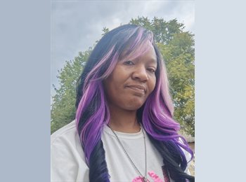 Roomgo US - Jessica Bost - 44 - Dundalk