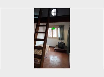 Roomgo AR - Habitacion con entrepiso y baño privado, Capital Federal - AR$ 430.000 pm