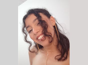 Roomgo AR - Larissa  - 18 - Córdoba