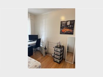 Roomgo AU -  2 Bedroom Available for Girls in Hampton park, Harkaway - $200 pw