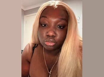 Roomgo AU - Hannah - 19 - Preston