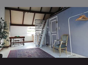 Appartager BE - Studio privé autonome à proximité commerces et forêt à 700 eur, Watermael Boitsfort - Watermaal Bosvoorde - 700 € pm