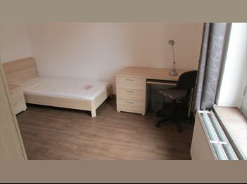 Appartager BE - Chambre meublée proche Samaritaine, IPKN Condorcet,Helha, Charleroi - 385 € pm