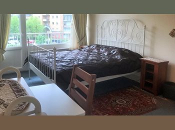 Appartager BE - Appartement -  Chambre lit double avec salle de bain et wc privé, Molenbeek Saint Jean - Sint Jans Molenbeek - 650 € pm