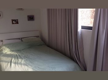 Appartager BE - Co-housing in nice mansion house with garden (EU-area), Etterbeek - 550 € pm