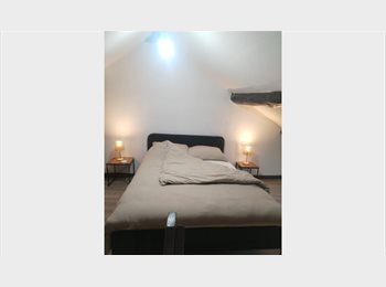 Appartager BE - Duplex meublé & cosy à Gosselies – Idéal pour 2 à 4 pers, Courcelles - 1.000 € pm