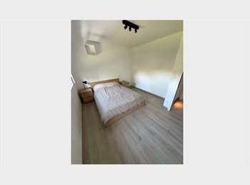 Appartager BE -  Location – Chambres avec salle de bain privative dans une maison spacieuse, Héron - 500 € pm