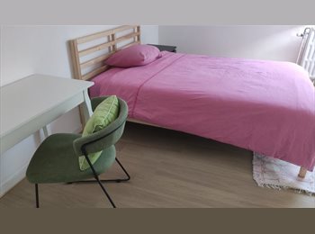 Appartager BE - Chambre de 15m2 a louer en plein centre de Nivelles, Nivelles - 550 € pm