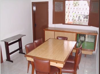 Roomgo BR - Quarto individual em casa mobiliada., Belo Horizonte - R$ 850 Por mês