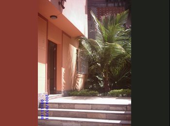 Roomgo BR - quarto individual mobiliado, Niterói - R$ 1.200 Por mês