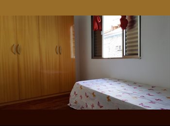 Roomgo BR - Alugo ótimos quarto p/ moças, Lavanderia,mobiliado,individual, internet s/fio,2  Wi-Fi 50, Liberdade - R$ 500 Por mês