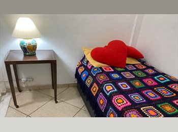 Roomgo BR - Quarto em Botafogo, Humaitá - R$ 1.250 Por mês