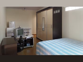 Roomgo BR - KIT  MOBILIADA PARA UMA PESSOA, Liberdade - R$ 1.600 Por mês